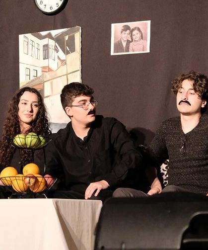 Çankırı’da Tiyatro Şenliği “Eğitim Şart” Oyunu ile Başladı