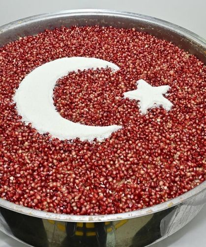 Çankırı Emniyet personeline ay yıldız süslemeli aşure ikramı yapıldı