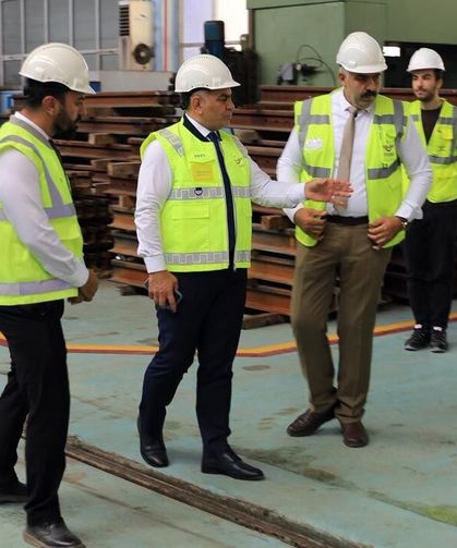 Vali Çakırtaş, Çankırı Makas Fabrikası’nda incelemelerde bulundu