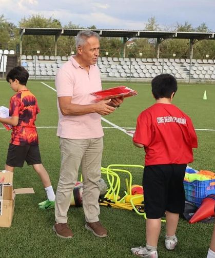 Çerkeş Belediye Başkanı Sopacı’dan genç sporculara destek
