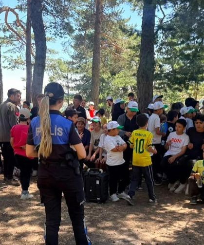 Çankırı Emniyeti’nden çocuklara güvenli gelecek eğitimi verildi