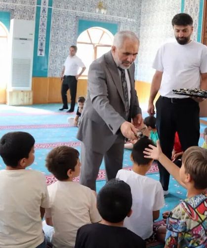 Çankırı'da Yaz Kur’an kursu öğrencilerine TDV’den ikram desteği