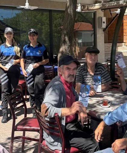 Çankırı polisi Bayramören'de esnafı dolandırıcılığa karşı uyardı