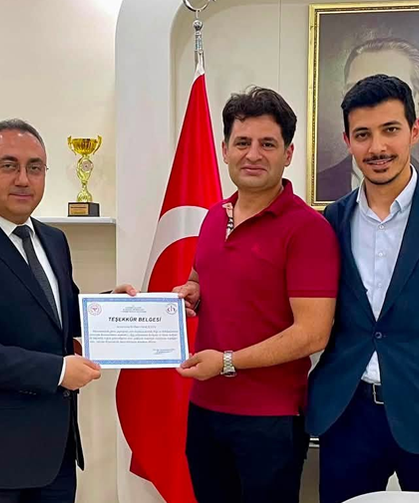 Çankırı Devlet Hastanesi Onkoloji Uzmanı Kuzu, doçentlik unvanı aldı