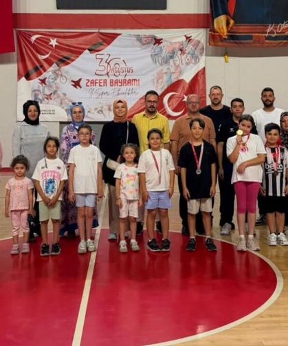 Çankırı’da 30 Ağustos coşkusu badminton turnuvasıyla yaşandı