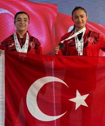 Çankırılı halterci Erva Doğan Avrupa üçüncüsü oldu!