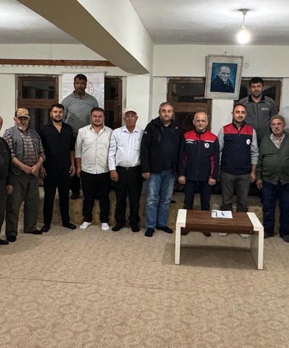 Koyunbaba Sulama Sahasında üreticilerle tarımın geleceği konuşuldu