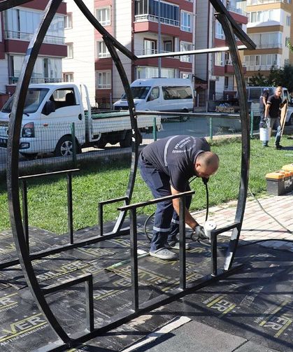 Çankırı’da parklar baştan aşağı yenileniyor