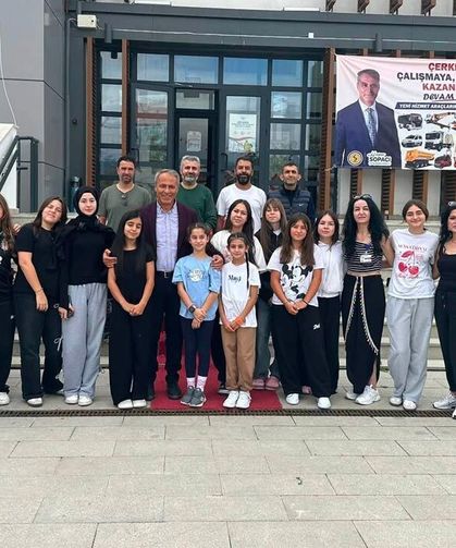 Çerkeş’in folklor ekibine Başkan Sopacı’dan ödül