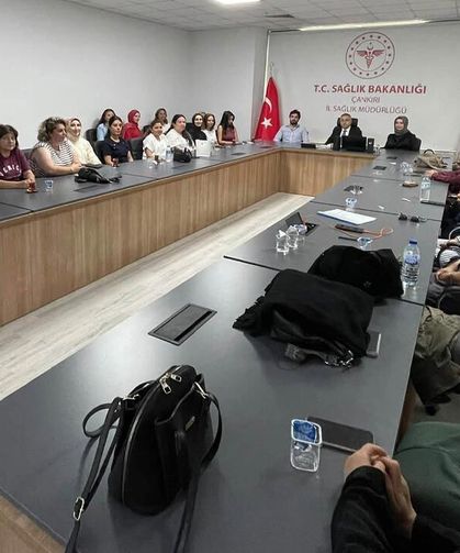 Gebelikte riskler ve doğum sonrası süreç Çankırı’da ele alındı
