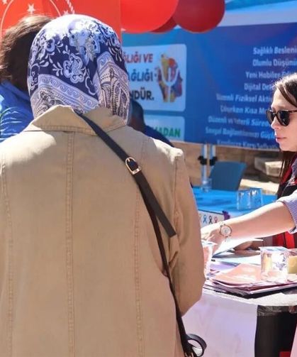 “İyilik Var” ve “İlk Öğretmenim Ailem” Çankırı’da tanıtıldı