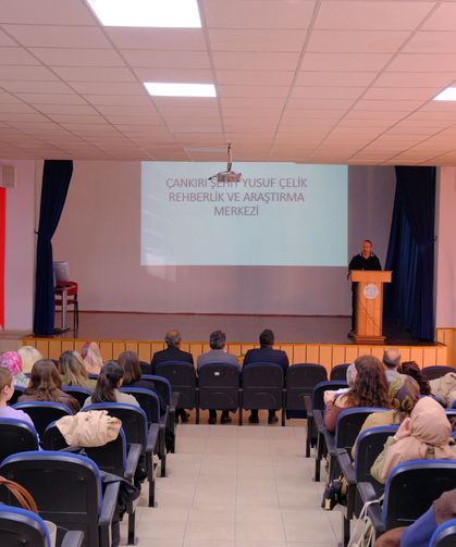 Özel Eğitim Öğretmenlerine Yönelik Bilgilendirme Semineri Düzenlendi