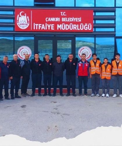 Genç AKUB öğrencileri itfaiyecilerle buluştu