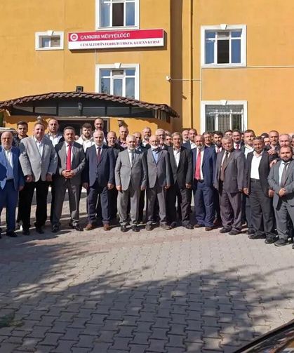 Çankırı’da çalışan ve emekli din görevlileri aynı sofrada buluştu