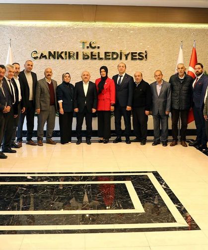 Başkan Esen, merkez mahalle muhtarlarıyla buluştu