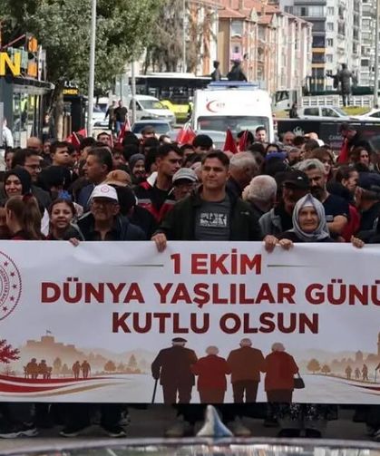 Çankırı’da 1 Ekim Dünya Yaşlılar Günü farkındalık yürüyüşü düzenlendi