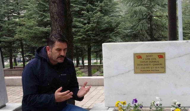 Çankırılı Okan Sütcüoğlu 8 bin şehit mezarı ziyaret etti