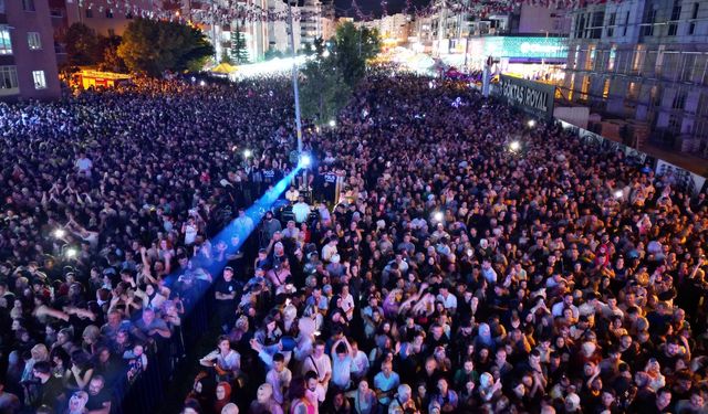 Festivalin son gününde Simge ve Özgür Can Çoban rüzgarı esecek