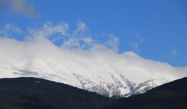 Ilgaz Dağı beyaz gelinliğini giydi