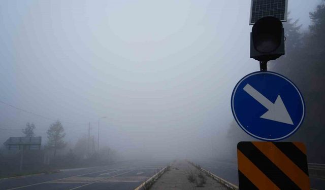 Bolu Dağı’nda göz gözü görmüyor: Görüş mesafesi 20 metre