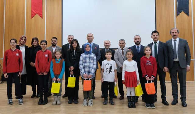 İstiklal Marşı’nı Güzel Okuma Yarışması il finalleri düzenlendi