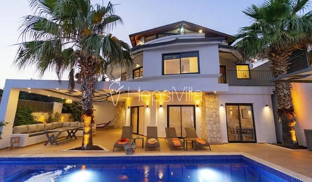 Fethiye Bölgesinde Balayı Villaları Kiralama Hizmeti Arıyorsanız Tatilin Adresi: HepsiVilla.com