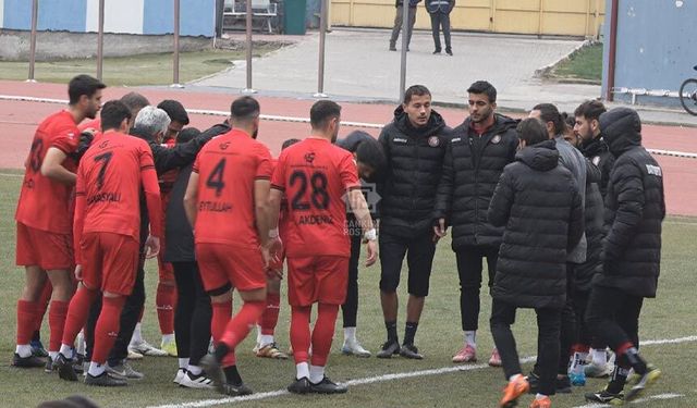 Bartınspor’da belirsizlik sürüyor! Teknik Direktör Çağlar Ayan, “Her şey belirsiz”