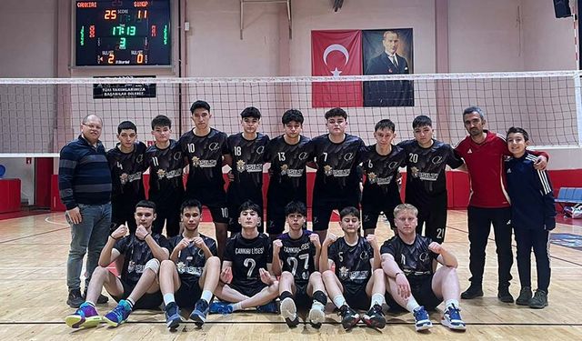 Çankırı Lisesi Voleybol Takımı Türkiye finallerinde