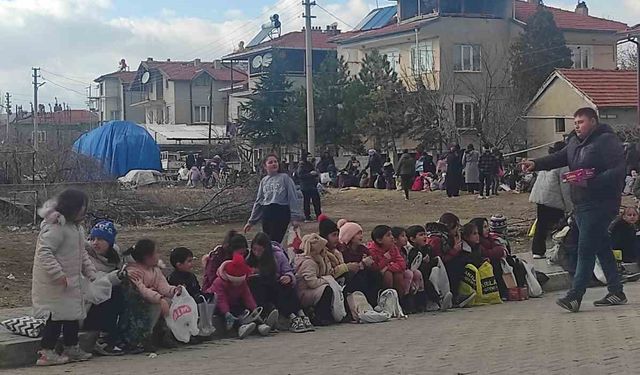 Çocukların şeker toplama geleneği yine bozulmadı