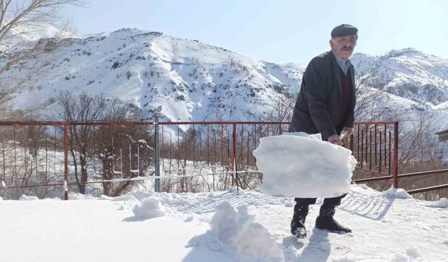 Malatya’da kar kalınlığı 1 metreyi geçti, zorlu mücadele dronla görüntülendi