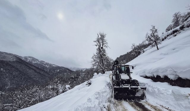 Rize’de 73 köy yolu ulaşıma kapandı