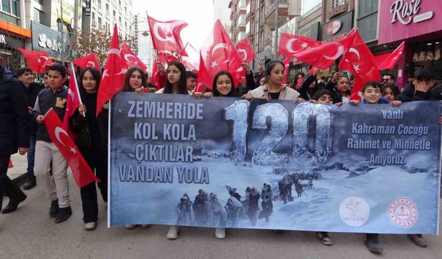 "120 kahraman çocuk" anısına yürüyüş düzenlendi