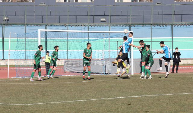 Çankırı FK golcüleriyle hayata döndü