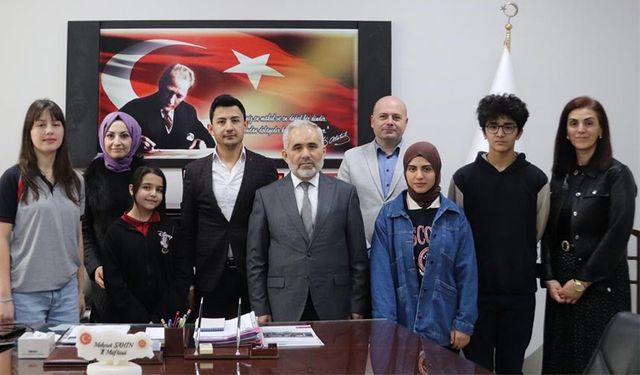 “Bir Yıldız Bir Hilal – İlelebet İstiklal” resim yarışması sonuçlandı
