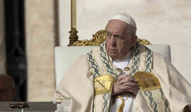 Papa Francis, 88 yaşında hayatını kaybetti