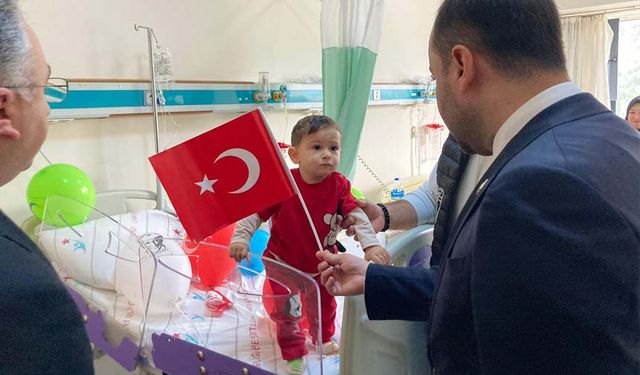 23 Nisan'da hastanede yatan çocuklar unutulmadı