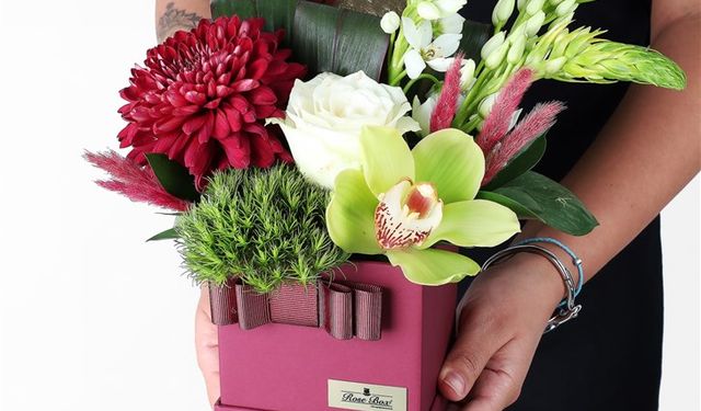 Rose Box ile Özel Anlara Renk Katın: Çiçek Gönderme Hizmetinde Yeni Bir Standart