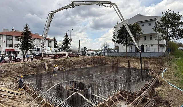 Atkaracalar Gençlik Merkezi’nin temeli atıldı