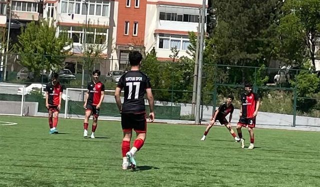 Çankırı Yurdumspor U16 Türkiye Şampiyonası mücadelesine devam ediyor