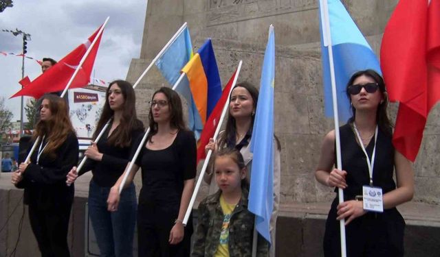 Kırım Tatar Türkleri’nin Sürgünü’nün 81. yıl dönümü Ulus Meydanı’nda anıldı