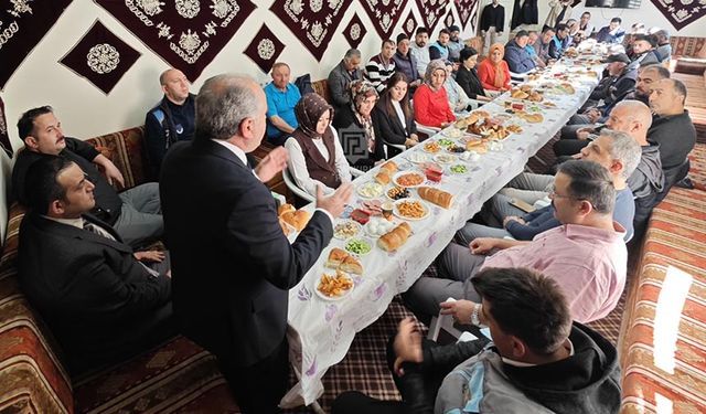 Başkan Uslu belediye emekçileriyle kahvaltıda buluştu
