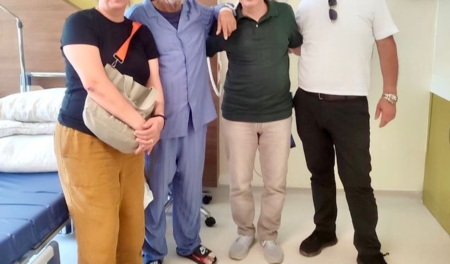 Alman doktorların ‘yaşayamaz’ dediği hastayı Türk hekimler hayata döndürdü