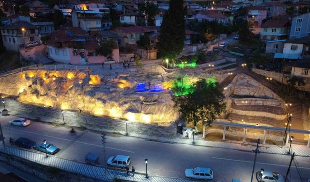 Atıl alan, göz kamaştıran şelaleye dönüştü
