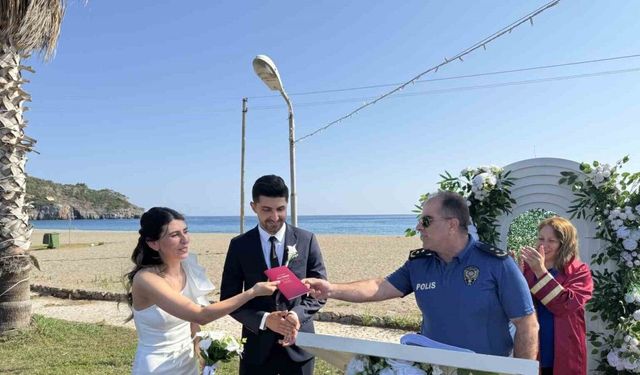 Komiserler hayatlarını birleştirdi