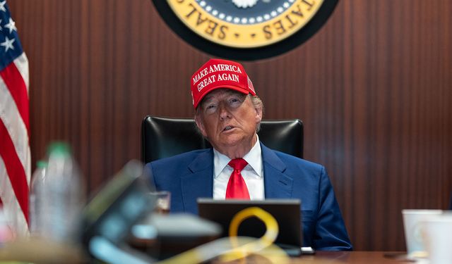 Trump: "İsrail ve İran aynı anda geldi, ‘Barış’ dedi"
