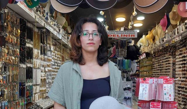 Eskişehir’de hasır şapkalar revaçta