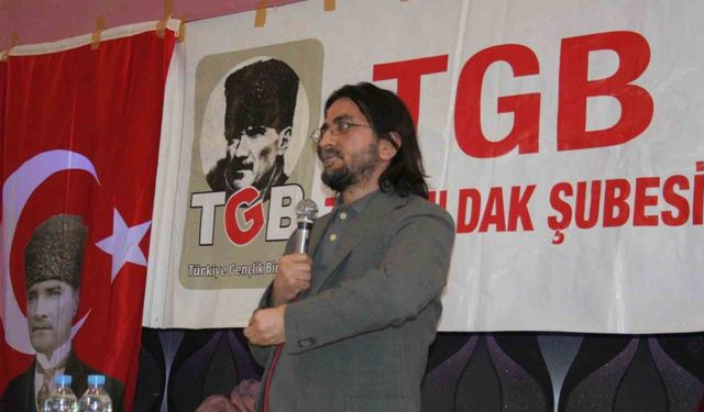 Gazeteci, yazar ve köşe yazarı Nihat Genç hayatını kaybetti