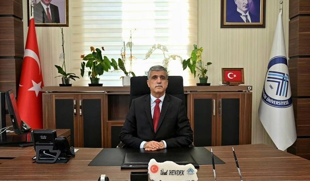 ÇAKÜ’de Genel Sekreter Ünal Hendek görevden alındı