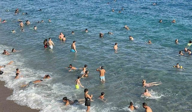Bodrum’da adım atacak yer kalmadı, nüfus 800 bine ulaştı