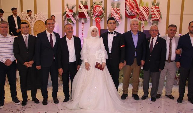 Başkan Öztürk’ün kızı dünyaevine girdi